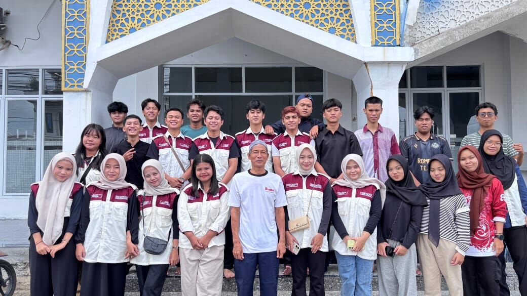 Himpunan Mahasiswa Manajemen Universitas Pertiba Gelar Gerakan Mahasiswa Peduli Masjid di Pangkalpinang