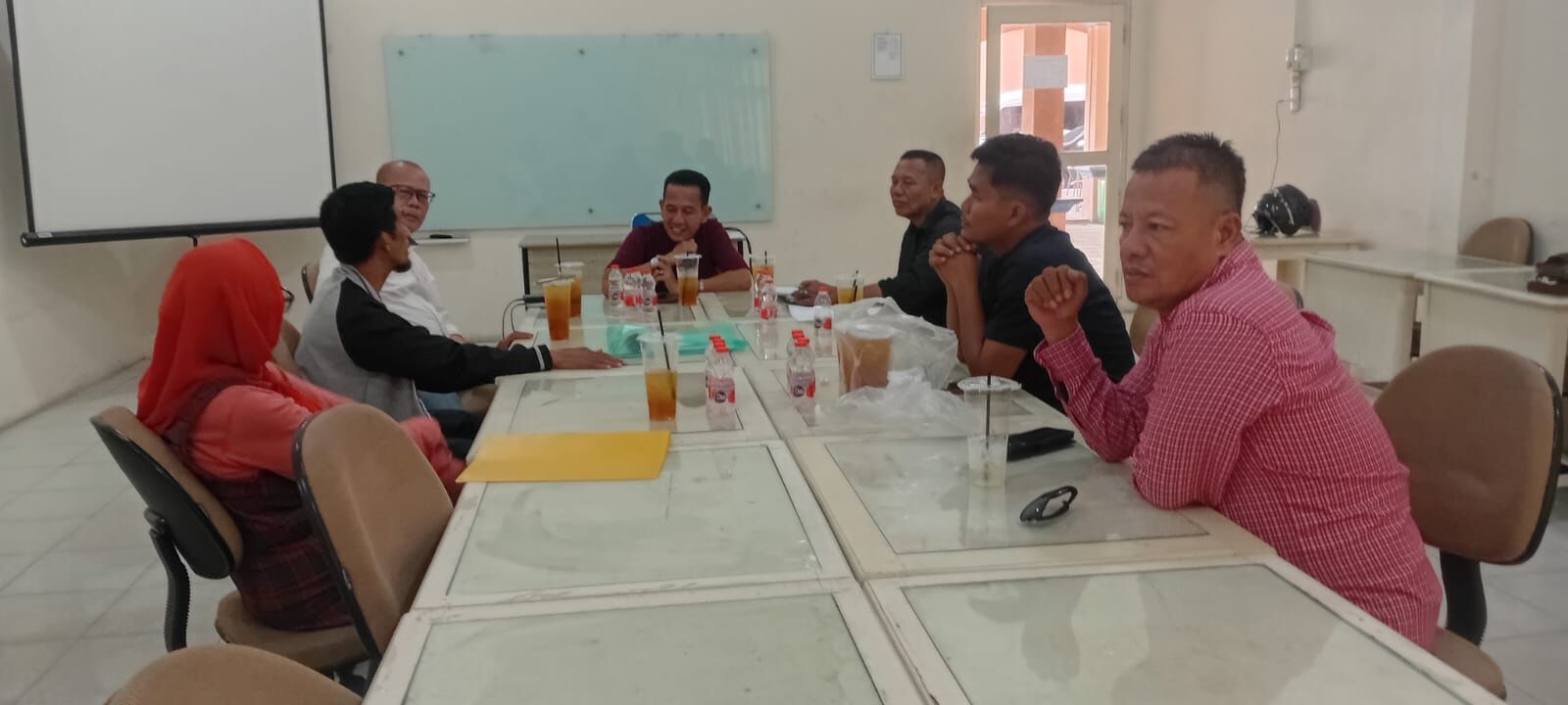 Nabi diutus,Raja diturunkan ,pemimpin dilahirkan